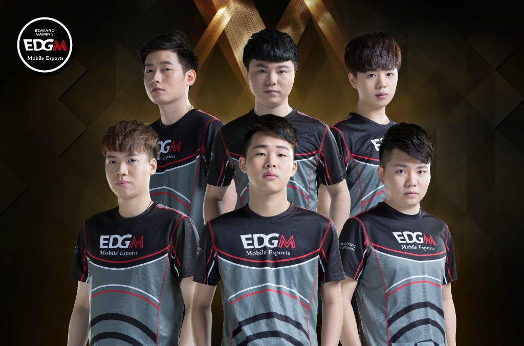 有评论指出 有评论指出