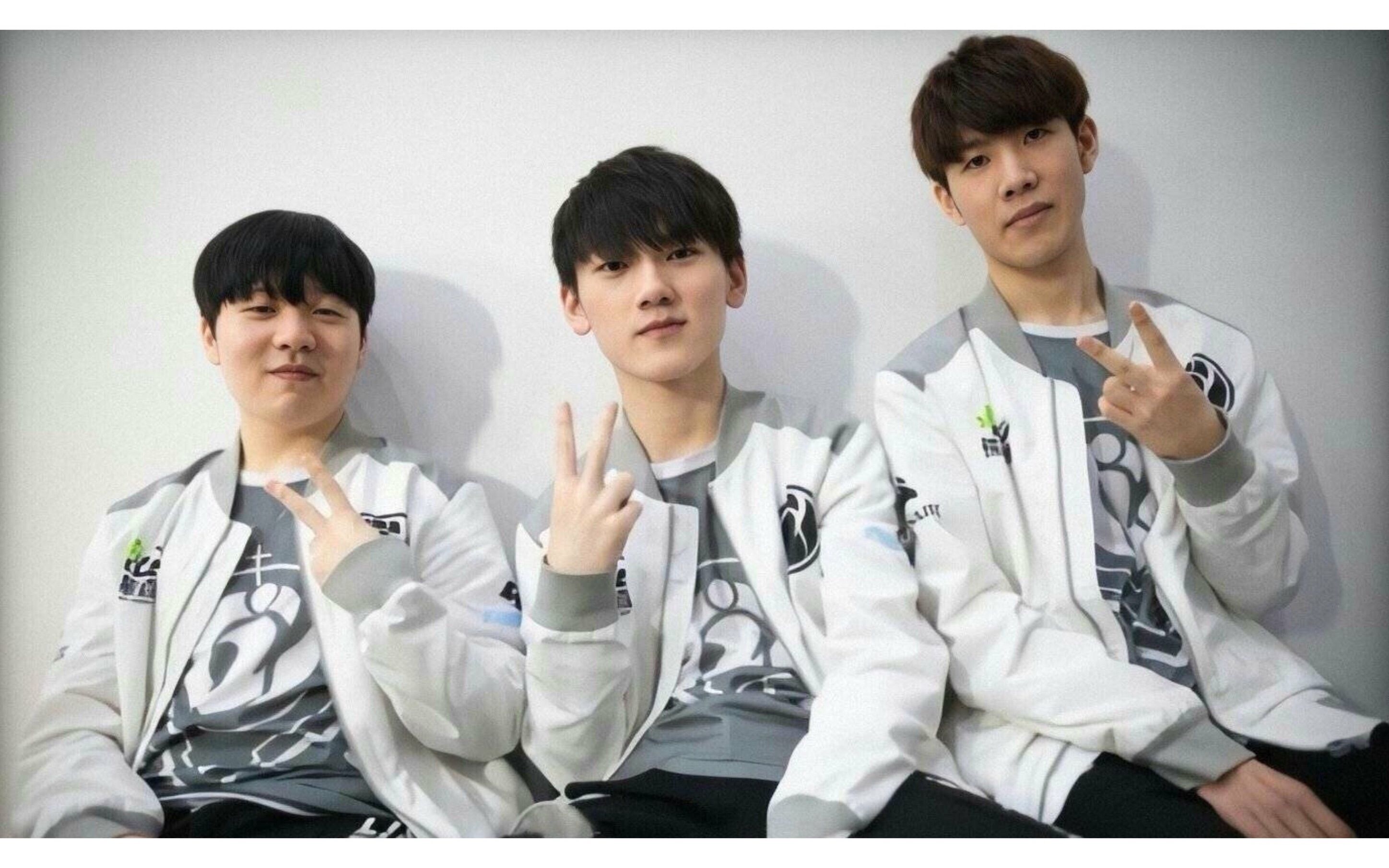 三垒线瞬间 三垒线瞬间